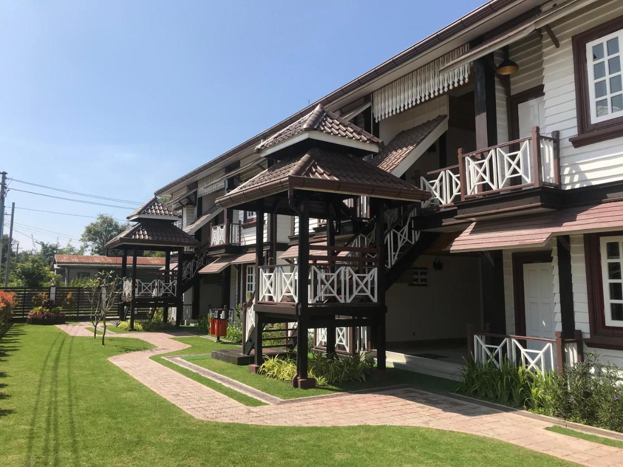 Silver Lake Hotel ยองชเว ภายนอก รูปภาพ